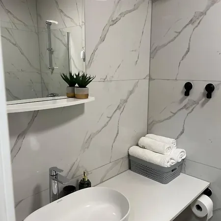 Cute In Apartament *